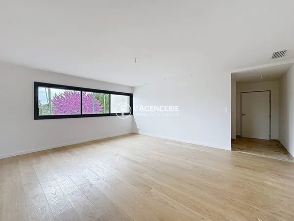 Appartement 4 pièces 155 m²