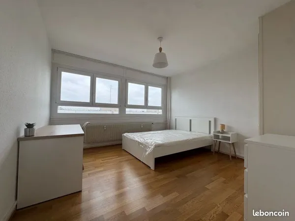 Chambre à louer colocation Esplanade