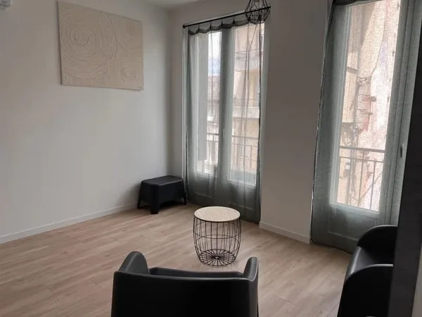 Studio 1 pièce 26 m²