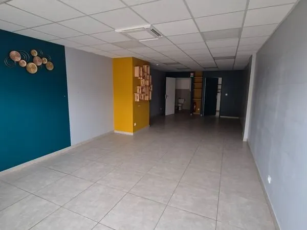 Vends local commercial