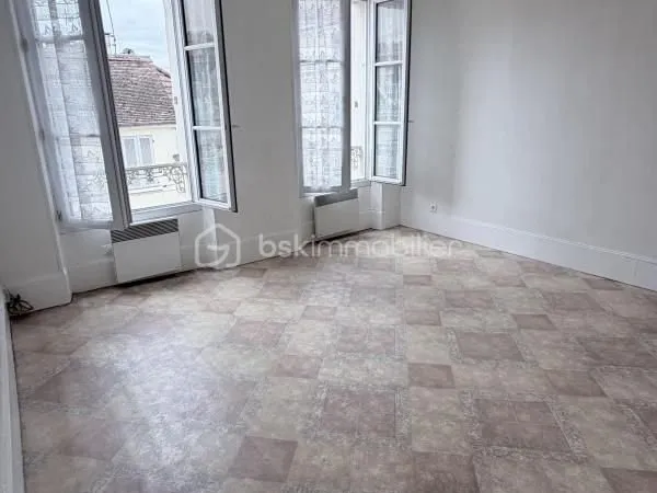 Studio 1 pièce 25 m²
