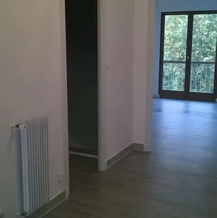 T2 50m2 montbrison hyper centre