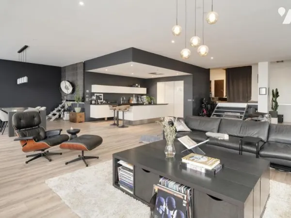 Appartement 5 pièces 239 m²