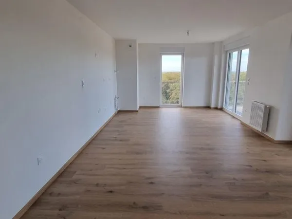 Appartement 4 pièces 77 m²