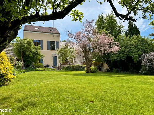 Maison 9 pièces 137 m²