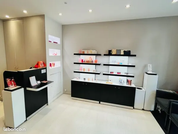 Vente fonds de commerce - Paris 15e - Beauté des ongles, mains et pieds