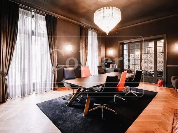 Bureaux 335 m²