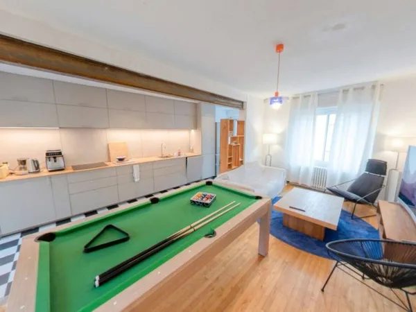 Appartement 6 pièces 155 m²