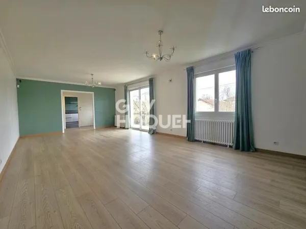 Maison 4 pièces 283 m²