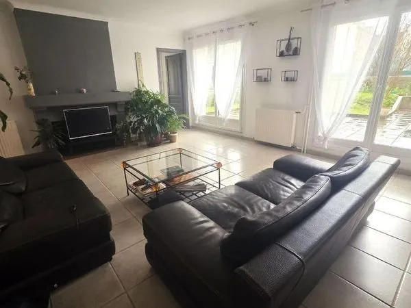 Appartement 8 pièces 168 m²