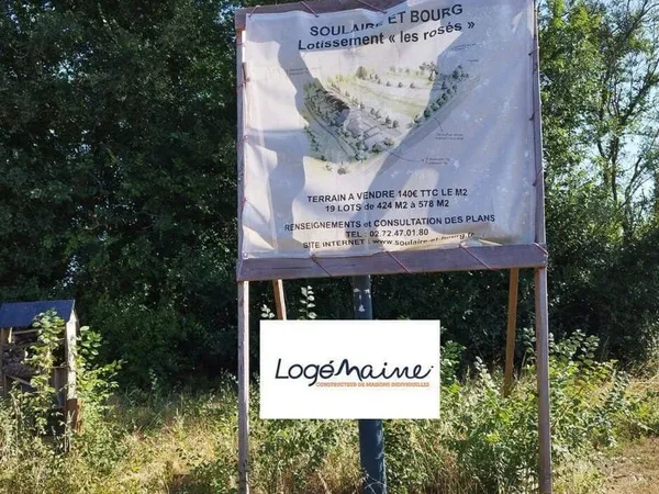 Terrain à bâtir de 449 m² à SOULAIRE-ET-BOURG (49)