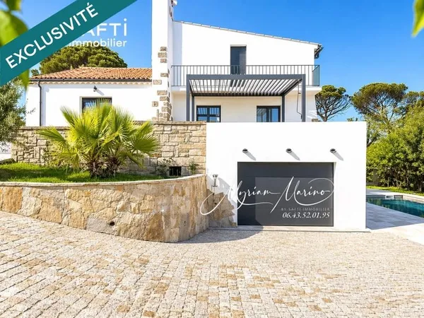 Saint-Aygulf  Villa rénovée 4 ch, piscine, double garage, proche plages