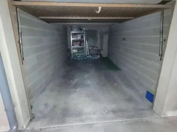 Parking 15 m²