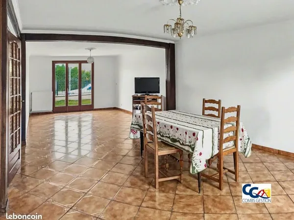 Maison 6 pièces 108 m²