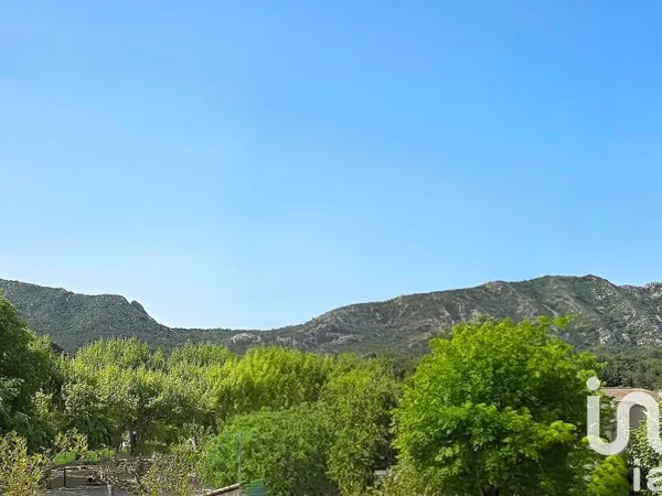 Maison 5 pièces 266 m²