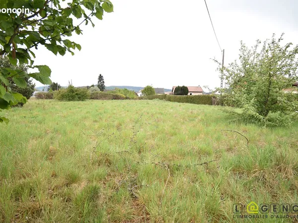 Terrain 2216 m² ANOULD
