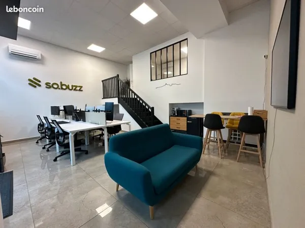 Local bureaux 50m² en RDC secteur Joliette/Panier - Prêt à l'emploi