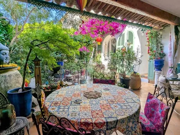 Maison 6 pièces 230 m²
