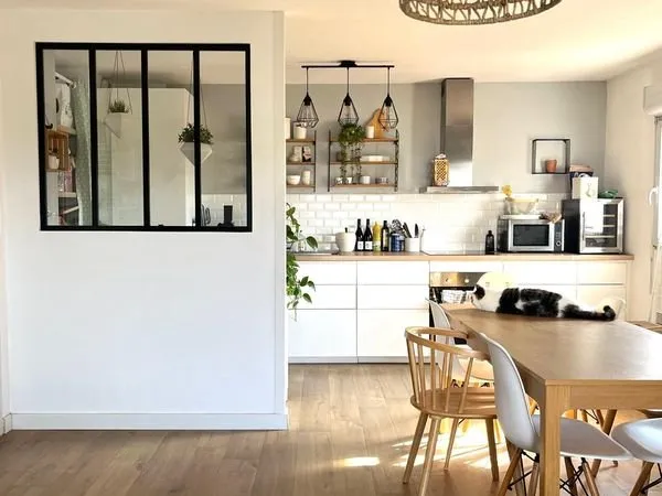 Appartement T4 (3 chambres) entièrement rénové avec terrasse et 2 places de parking ✨ - Toulouse Cro