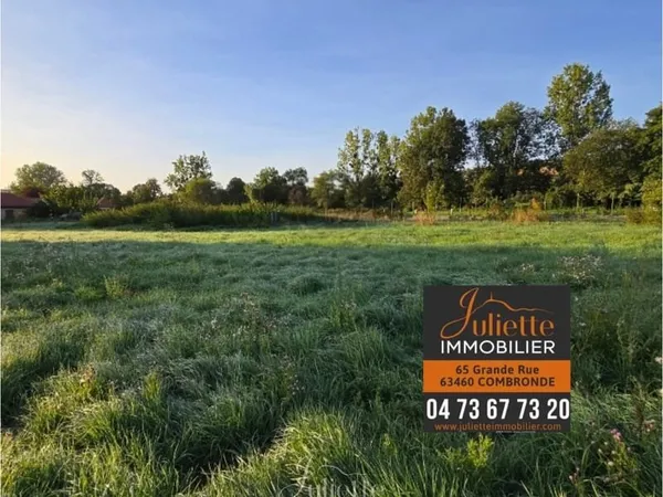 TERRAIN PLAT CONSTRUCTIBLE VIABILISE DE 732m2