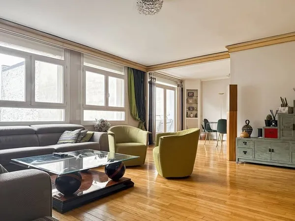 Appartement 4 pièces 90 m²