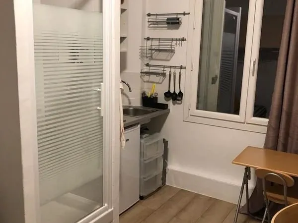 Location studio meublé refait à neuf - Paris 5ème - Quartier Mouffetard