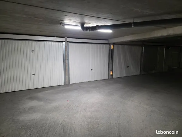 Grand box 25m² centre ville