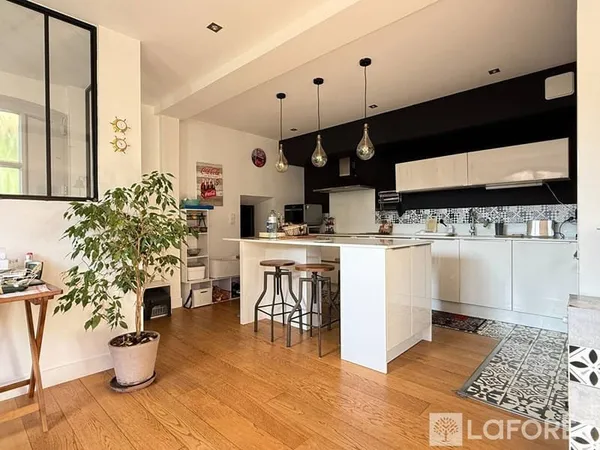 Appartement 3 pièces 101 m²
