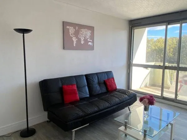 Studio 1 pièce 28 m²