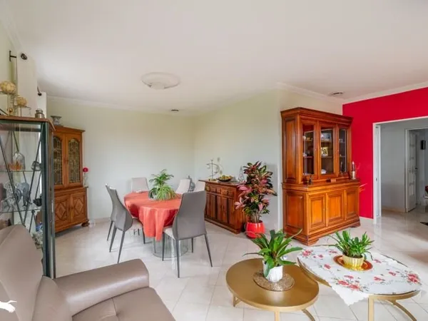 Maison 4 pièces 84 m²
