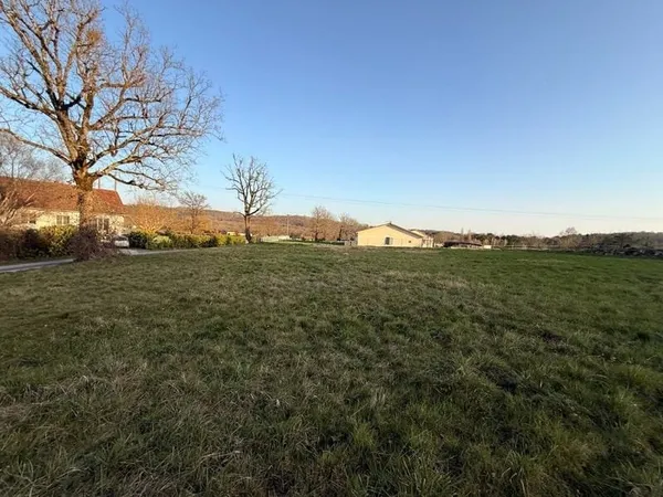 Terrain 1650 m²