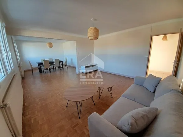CHATEAUROUX A louer Appt meublé TYPE 3 BALCON