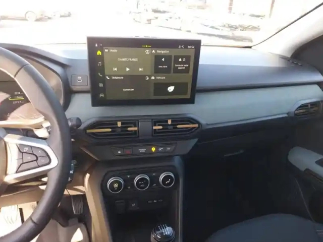 Dacia Sandero tce 110 — photo 14