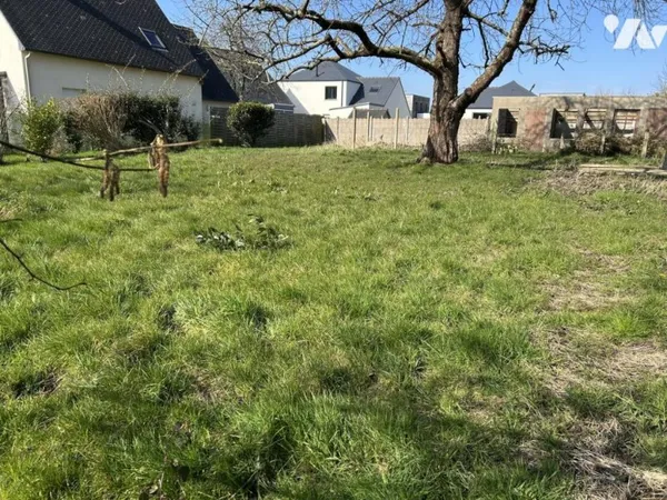 Terrain 654 m²