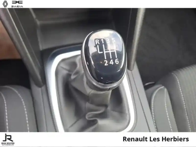 Renault Megane 1.5 blue dci 115ch business -21b — photo 6