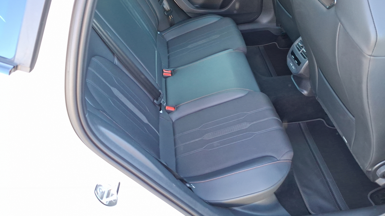 Cupra Formentor 1.4 e-HYBRID 204 ch DSG6 — photo 33