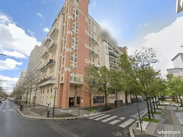 Studio 18 m² Courbevoie