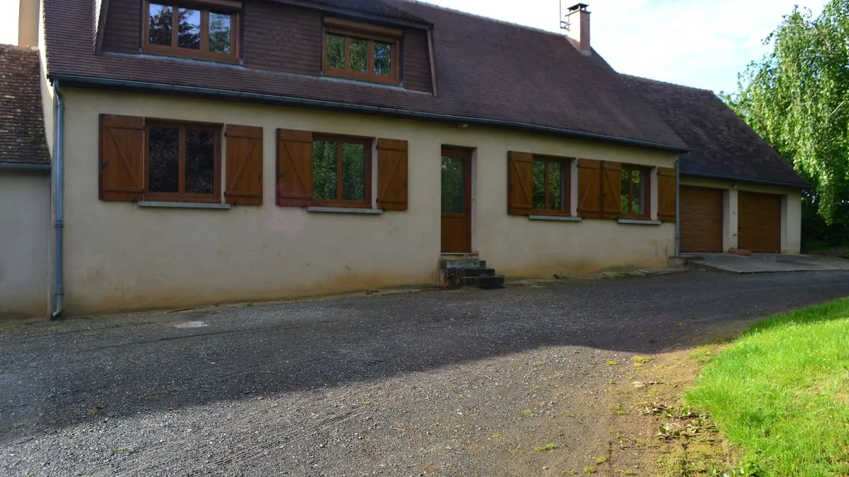 Photo 1