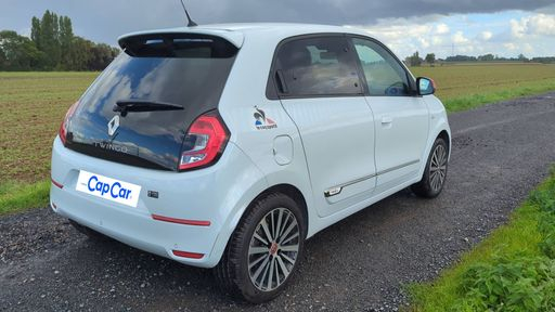Renault Twingo 0.9 TCe 95 - Le Coq Sportif – 2019 – 58351 km – Essence – Boîte Manuelle — photo 3