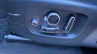 Land-Rover Range Rover Velar 2.0 P400e 404ch PHEV R-Dynamic HSE AWD BVA — photo 32
