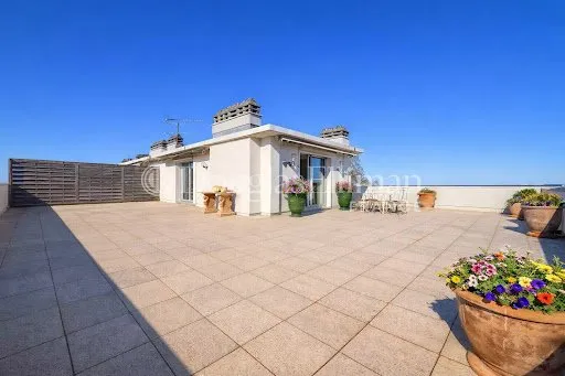 Appartement 5 pièces 185 m²