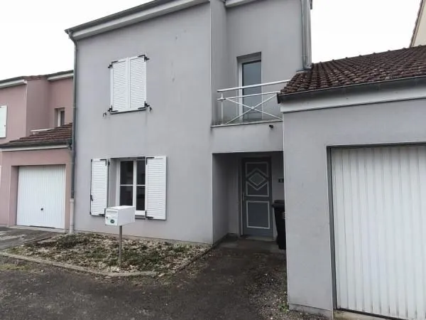 Maison 3 pièces 89 m²