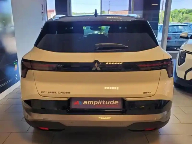 Mitsubishi Eclipse cross bev 87kwh 218ch invite+ — photo 6
