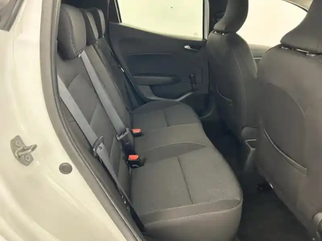 Renault Clio tce 90 equilibre 5p — photo 16