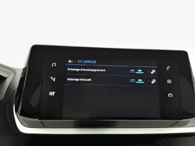 Peugeot 208 puretech 100 s&amp;s bvm6 — photo 29