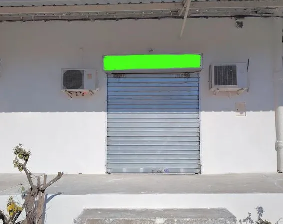 Loue local 100 m2