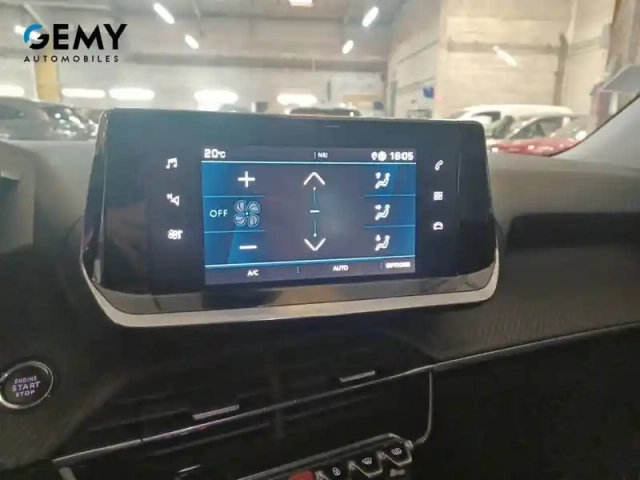 Peugeot 2008 puretech 130 s&amp;s eat8 — photo 17