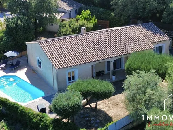 Propriété 5 pièces 128m² avec une dépendance de 23m²