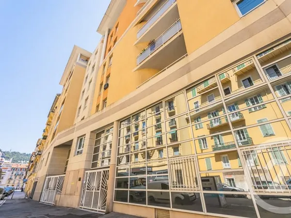 Parking 12 m²