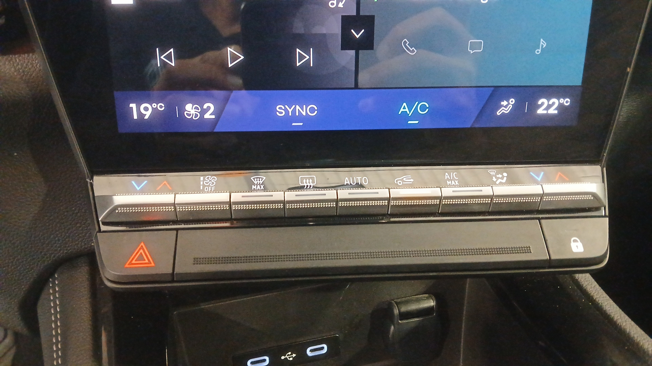 Renault Rafale E-Tech full hybrid 200 ch — photo 21